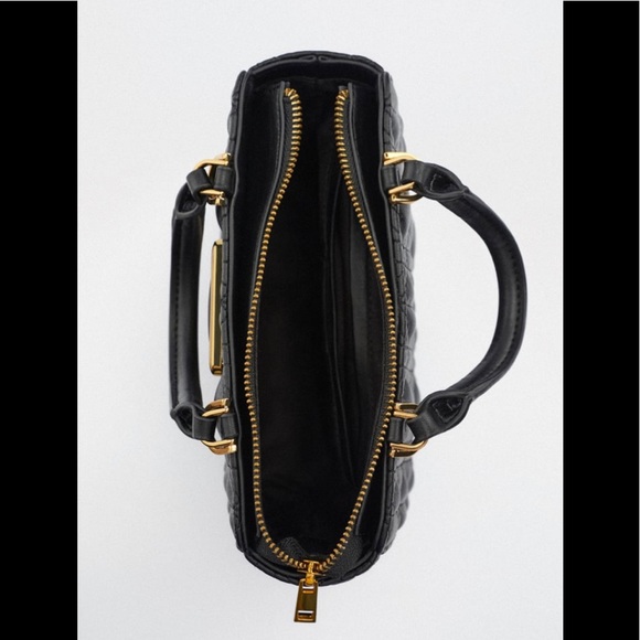 Zara BLACK QUILTED MINI CITY BAG - Picture 4 of 10